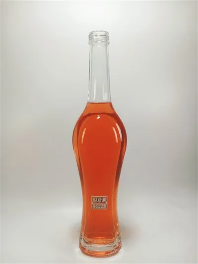 Bouteilles d'alcool fraîches